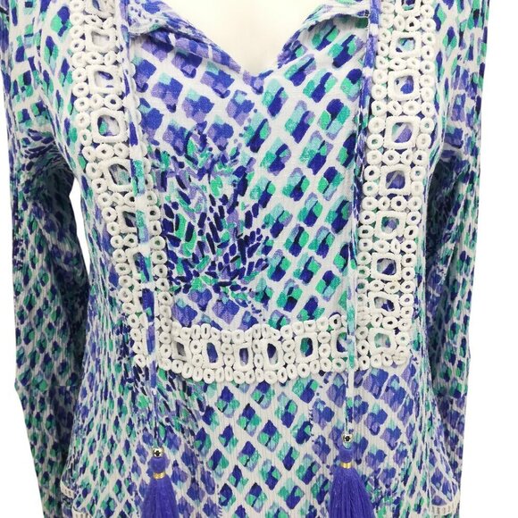 Lilly Pulitzer Amisa Top Size M Crochet Boho Bell Sleeves V-neck Tassel Blue - Picture 3 of 13